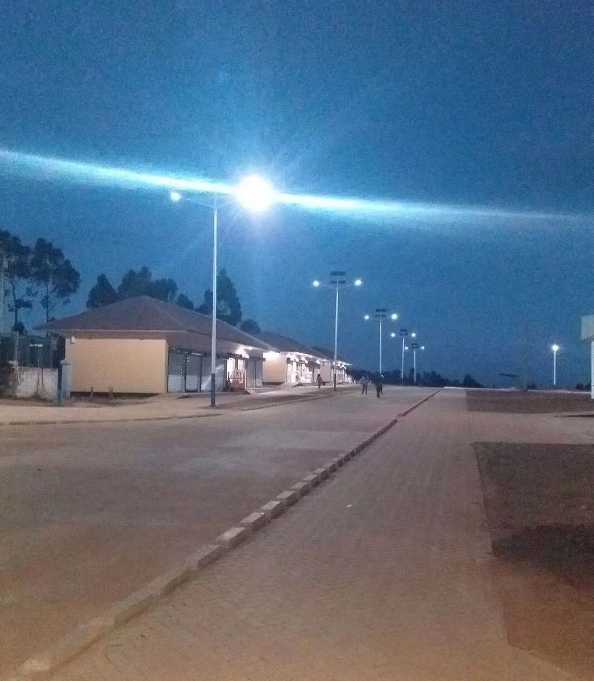 孟州市非洲科特迪瓦太阳能路灯工程